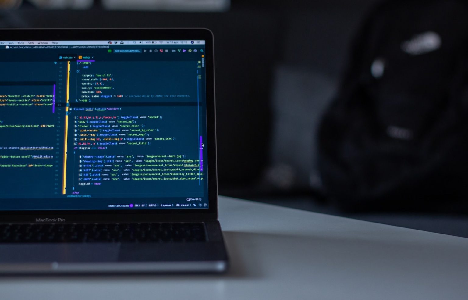 Is JavaScript Hard To Learn? (9 Things You Can Expect)